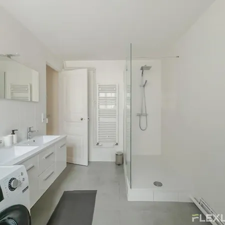 Flexliving - - Turbigo * Paříž